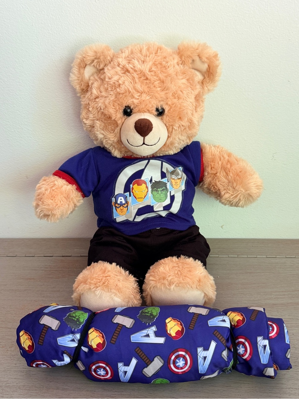 Build A Bear Marvel Avengers Bundle 2015 Happy Hugs Teddy Clothes& Sleeping Bag